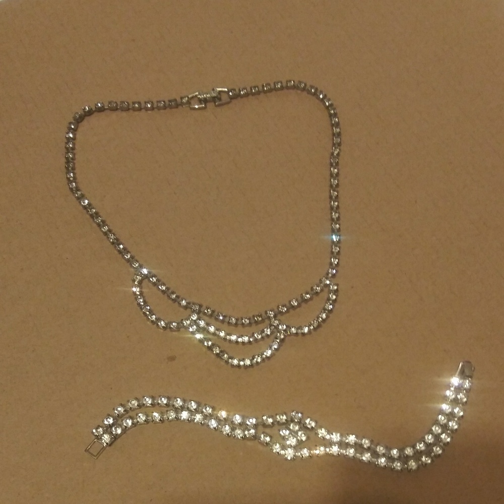 Vintage bogoff choker and braclet